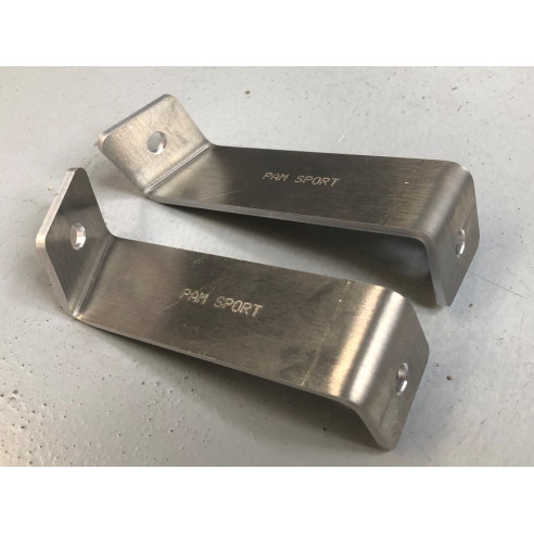 Jeu de pattes de fixation PC Av Saxo Kit Car / S1600