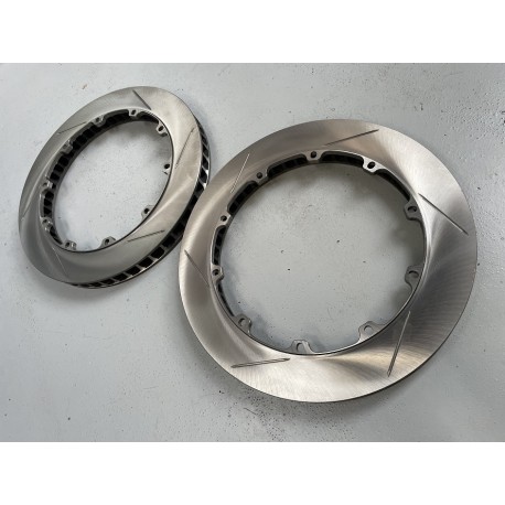 Jeu de disques de frein AV BREMBO 306 Maxi V2 Ø355 x 32mm Jeu de disques de frein AV BREMBO 306 Maxi V2 Ø355 x 32mm