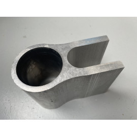 Chapes inférieures alu pour pivots 307 / 308