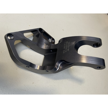 Support pompes DA / Alternateur 206 S1600 Support pompes DA / Alternateur 206 S1600
