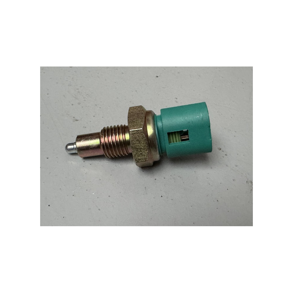 Contacteur de coupure / marche AR MT80